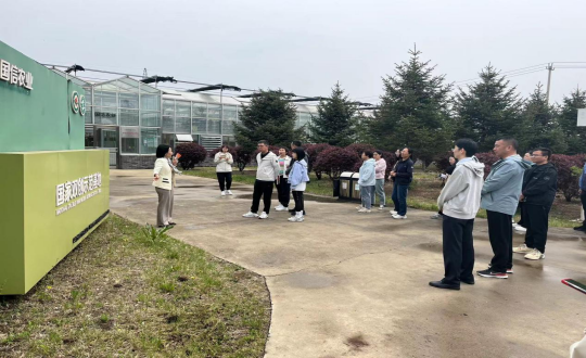 25.新东方吉林校区校长马雷携中高层团队莅临BJL平台集团集团参观团建_副本.png